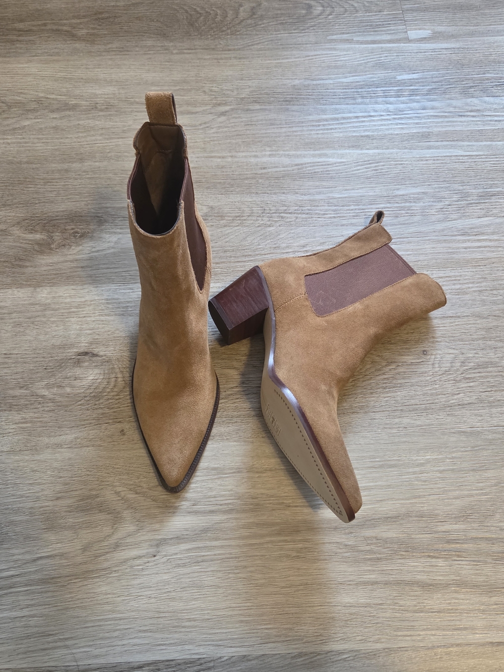 Dolce Vita Women's Shadie H2O Pointed-Toe Booties - Picture 3 of 7